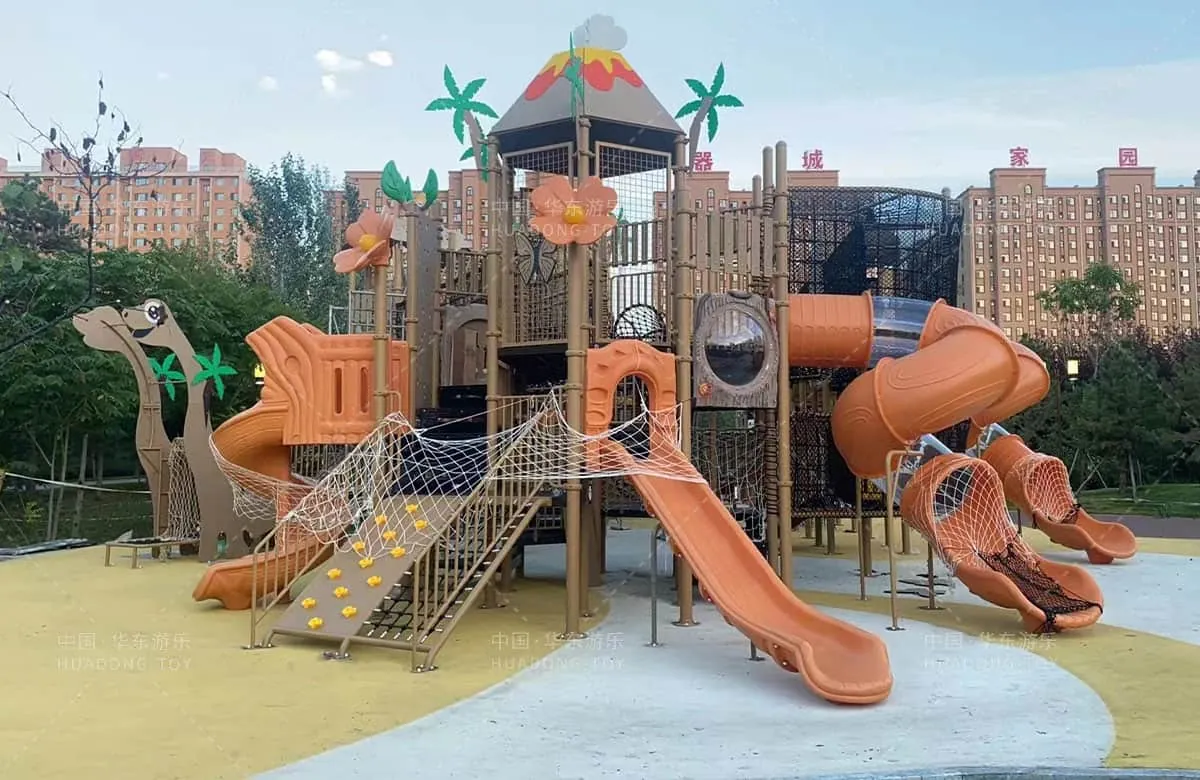 Jilin Province Baicheng City Taobei District North Gate Park of Weaponry City