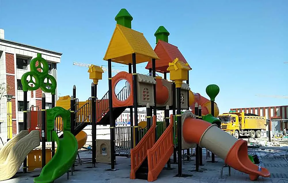 Leisure and entertainment projects in residential areas