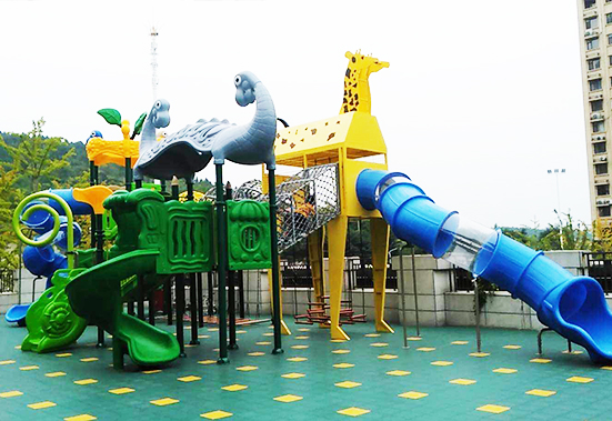 HUADONG Amusement Kindergarten Animal World Case